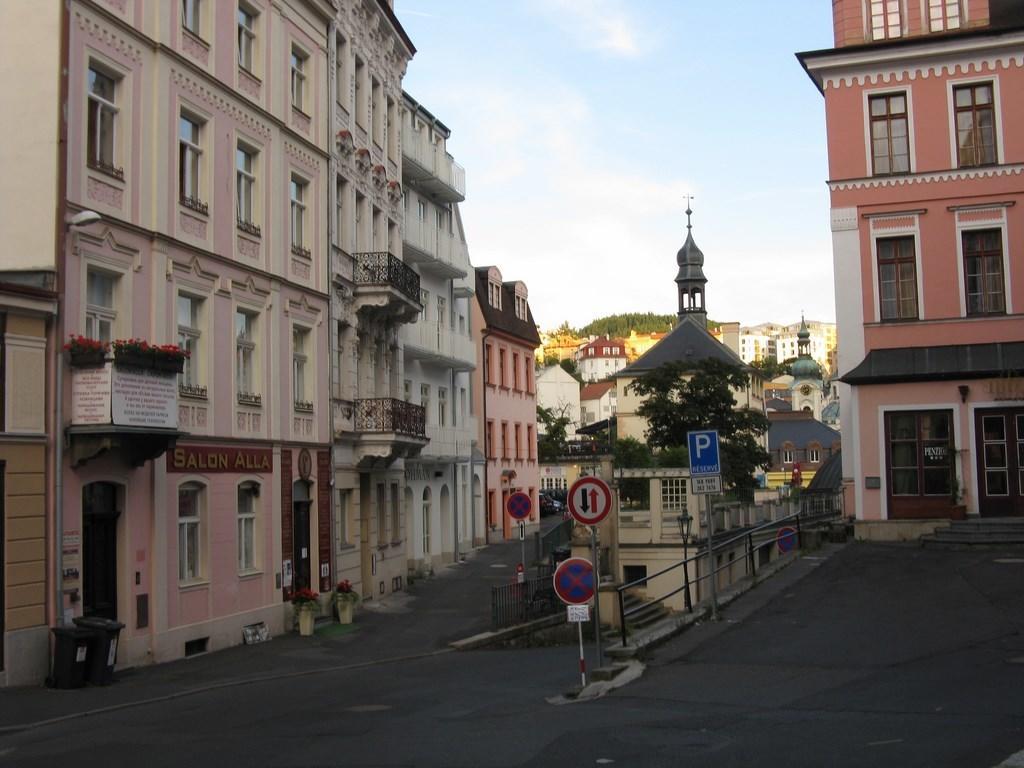 Asila Hotel Karlovy Vary Exterior photo